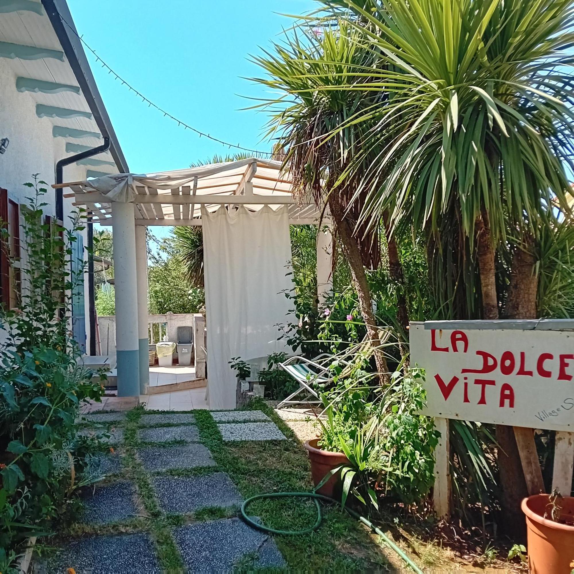 Sogno Vacanze Apartman Massa Kültér fotó